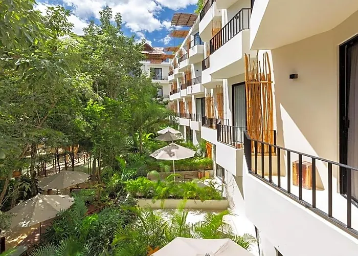 Naala Hotel 3*